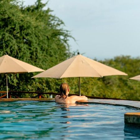 Escarpment Luxury Lodge Manyara 음토와음부 외부 사진