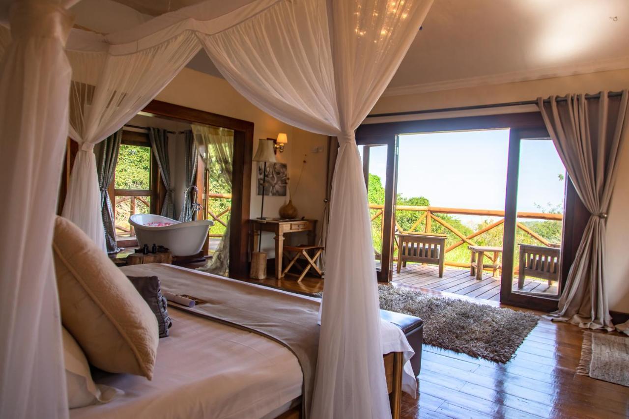 Escarpment Luxury Lodge Manyara 음토와음부 외부 사진