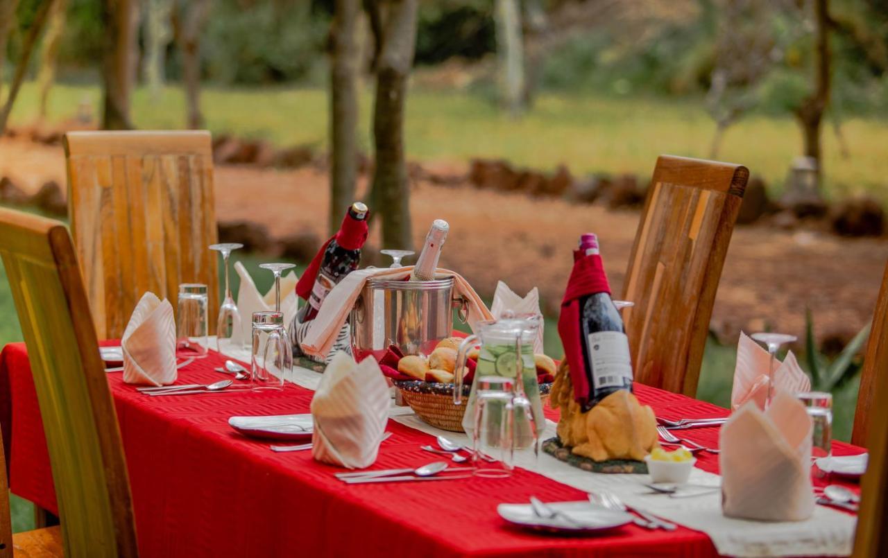Escarpment Luxury Lodge Manyara 음토와음부 외부 사진