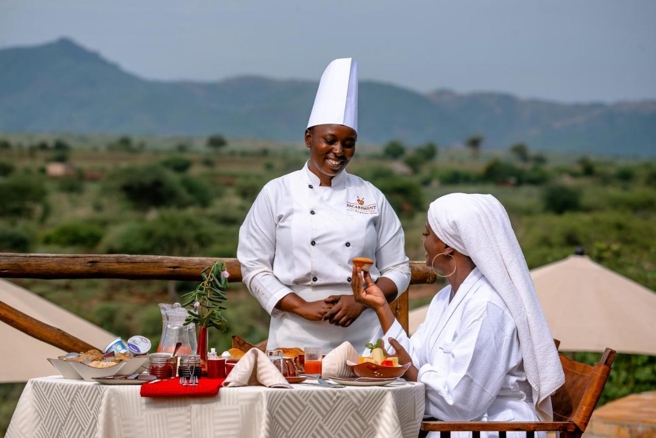Escarpment Luxury Lodge Manyara 음토와음부 외부 사진